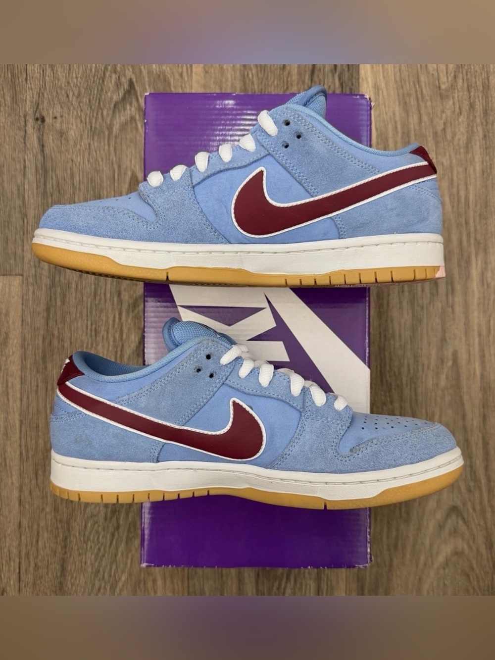 Nike SB Dunk Low Premium Philadelphia Phillies DQ4040-400 Sz 7 OG Laces + OG Box - Picture 2 of 9